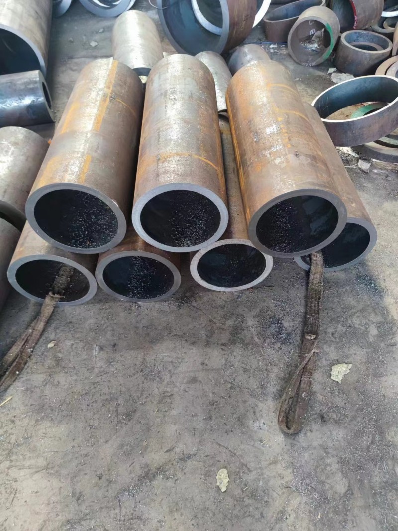 德兴德兴德兴12Cr1MovG无缝钢管切割